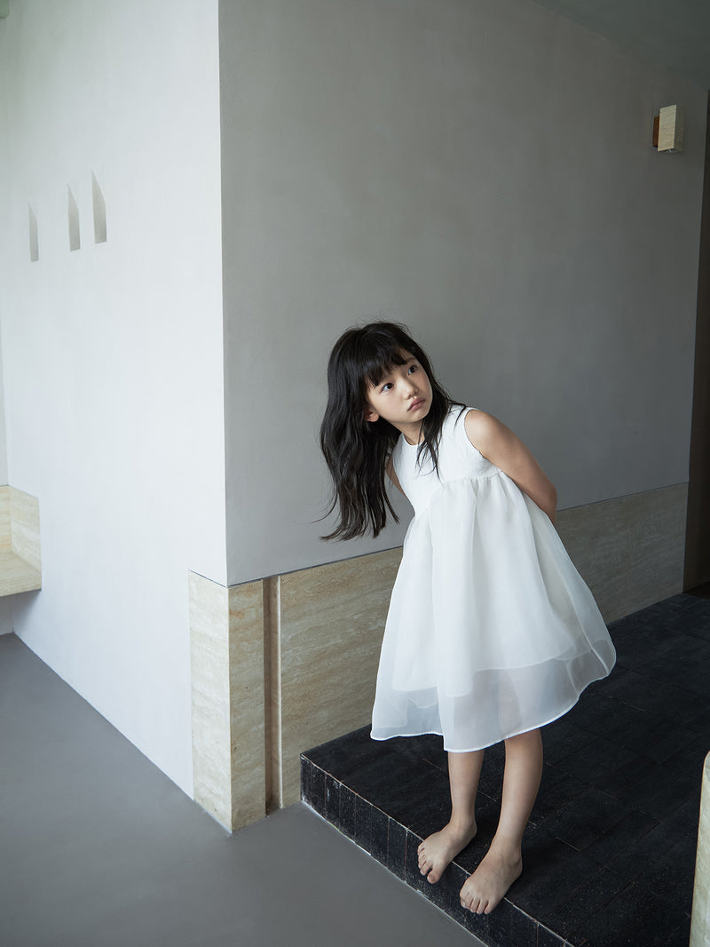 「Float」White pleated mist patchwork light dress